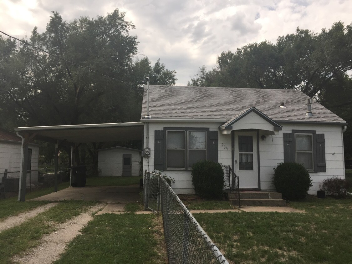 Primary Photo - 209 S East Street