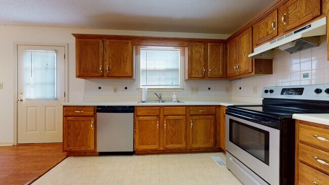 Foto del edificio - Charming Three Bedroom Columbia Townhome