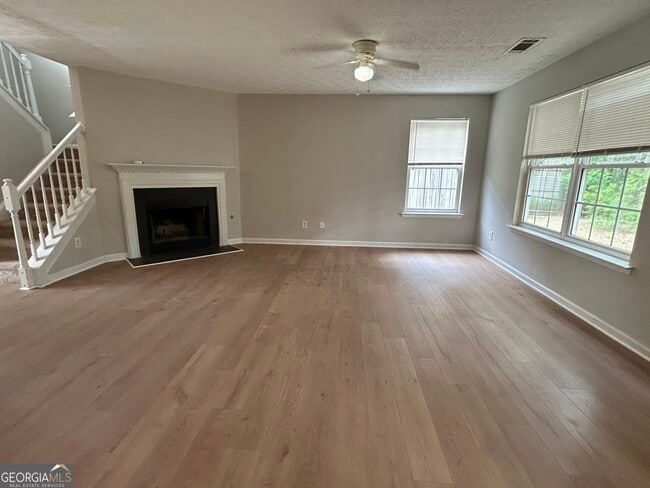 Building Photo - 412 Sugar Maple Ct