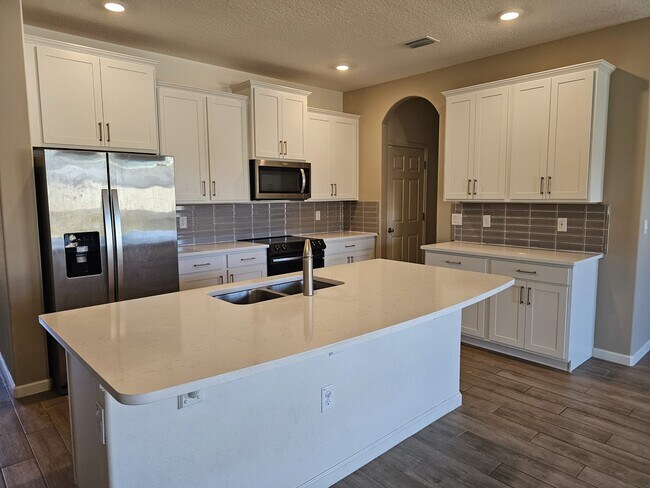 Cocina - 4567 Broomsedge Cir