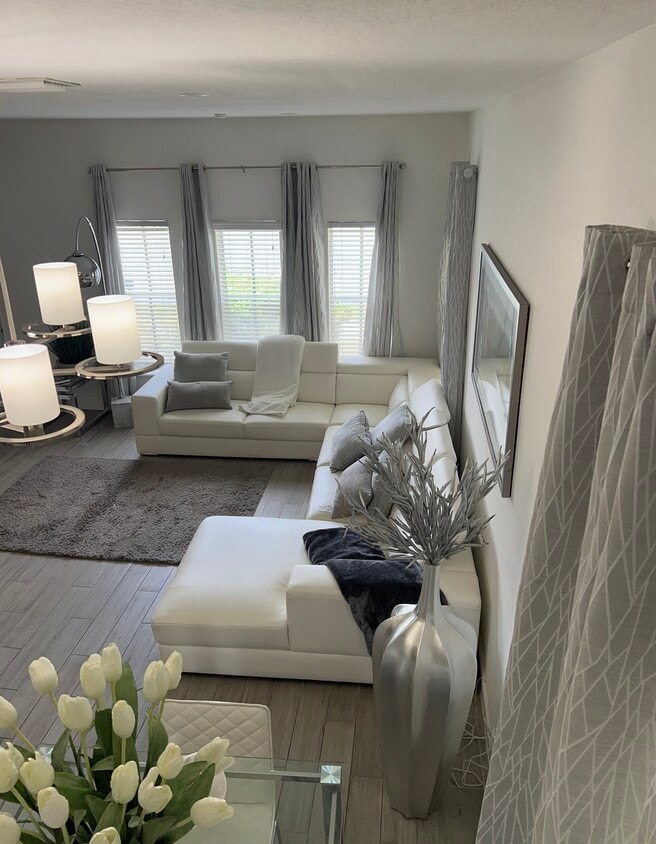 Foto principal - 2167 SW 99th Way