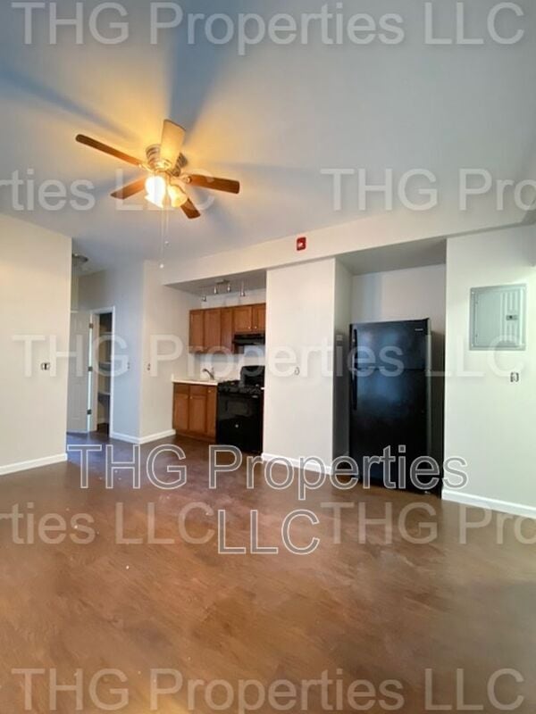 Building Photo - 641 Lincoln Ave
