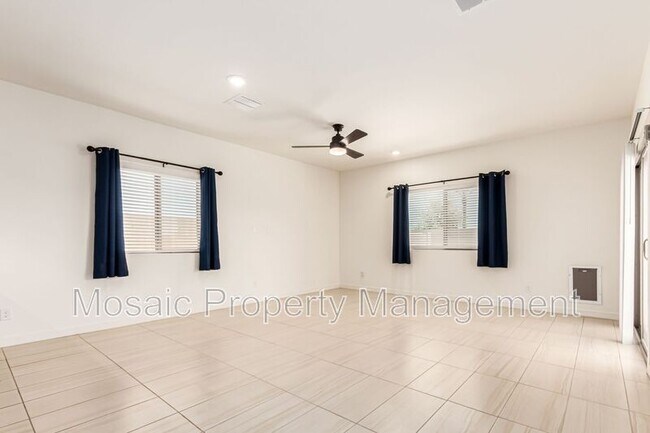 Foto del edificio - 35208 W Santa Monica Ave