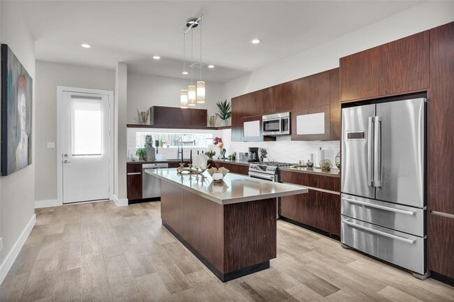 Building Photo - 2209 Padron Pl