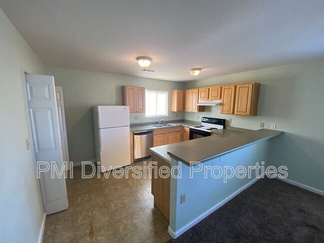 Building Photo - 925 Prater Way