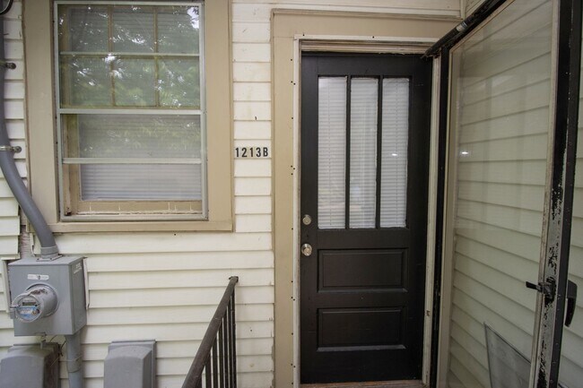 Foto del edificio - 1213B Suber Street – Stylish, Comfortable ...