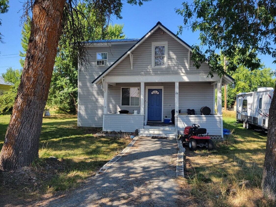 Primary Photo - 3 Bed 2 Bath in Cusick