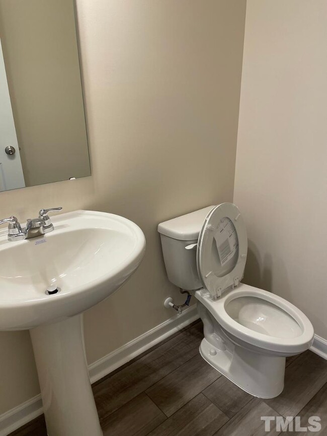 Foto del edificio - 3404 Arctic Brook St
