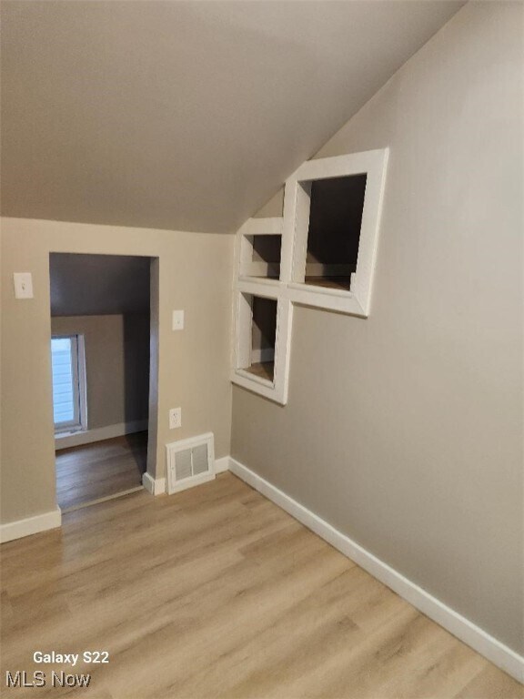 Foto del edificio - 7127 Deveny Ave