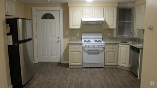 Building Photo - 39 Rawson Rd