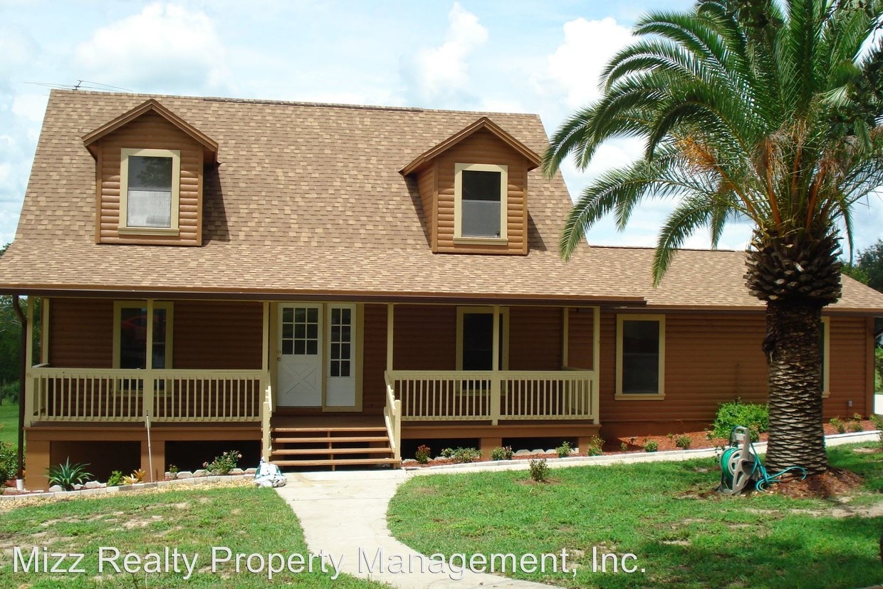 3 br, 2 bath House 11049 Cherry Lake Rd House Rental in Clermont