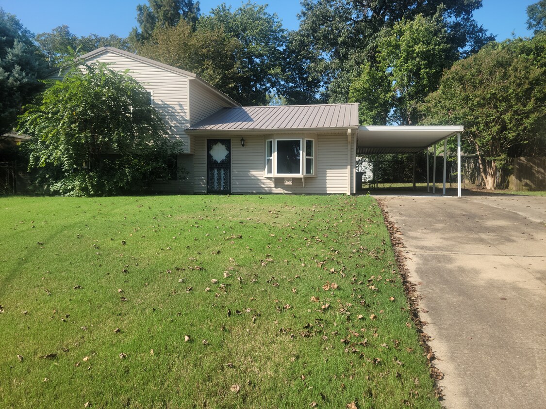 Foto principal - "Charming 3-Bed Home with Granite Elegance...