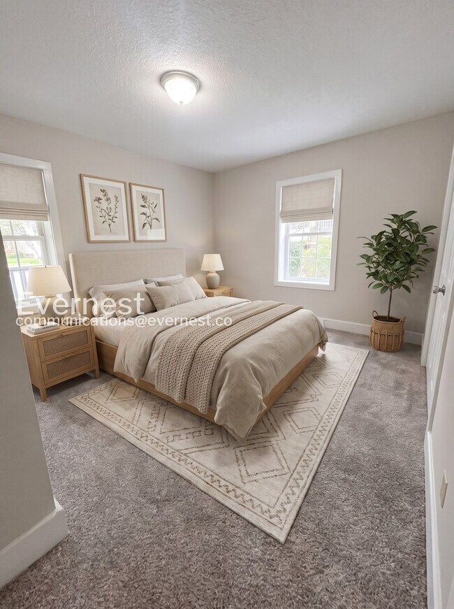 Building Photo - 2 Bed, 1 Bath Home with Off-Street Parking / Vouchers Accepted / Available Now!