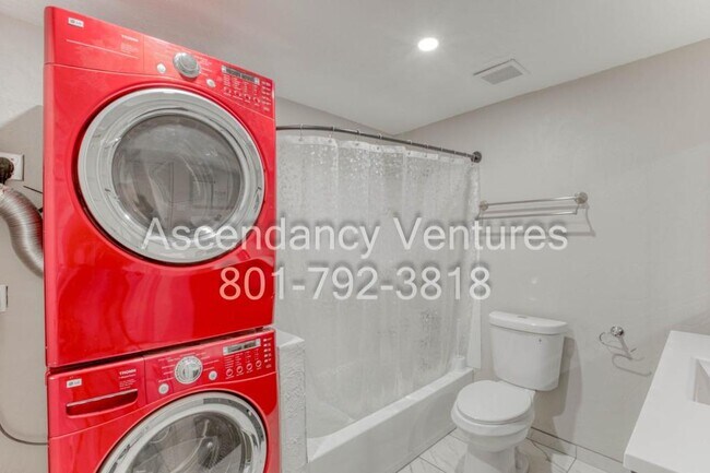 Building Photo - 171 Calais Ln