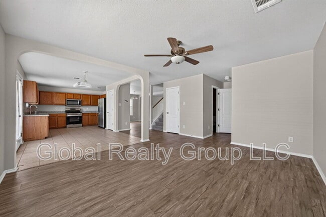 Building Photo - 9023 Sahara Woods