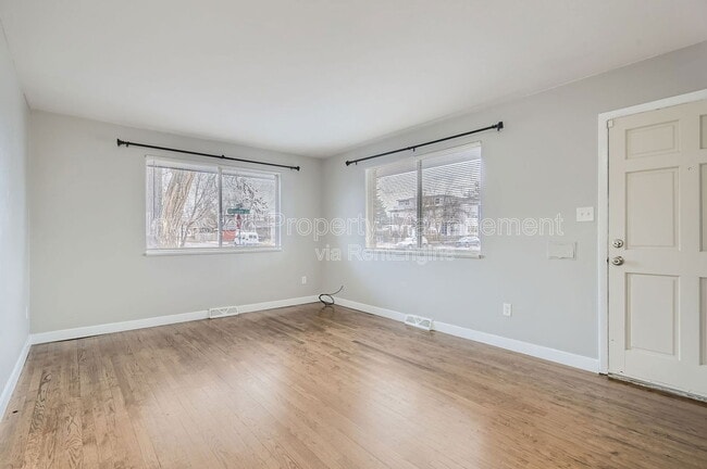 Building Photo - 401 W Bates Ave