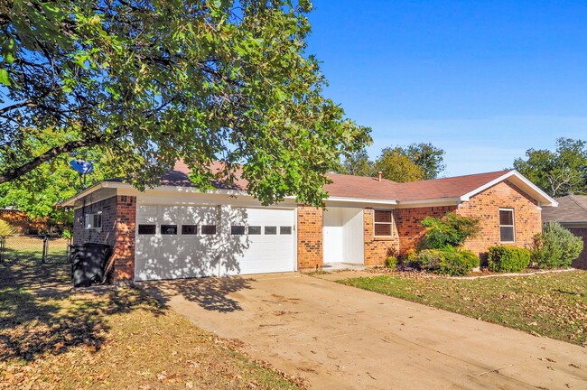 Foto del edificio - Charming Aledo Neighborhood