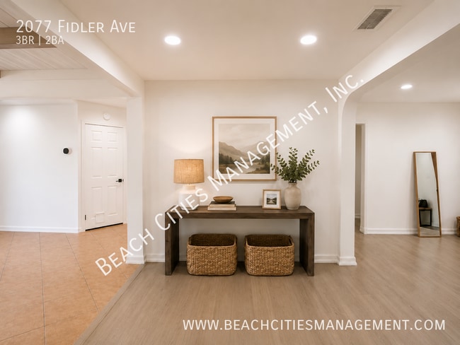 Building Photo - 2077 Fidler Ave