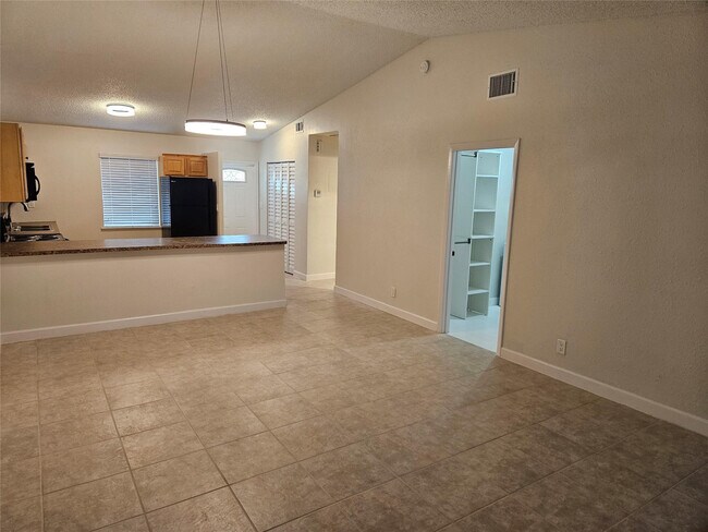 Foto del edificio - 4729 NW 4th Terrace