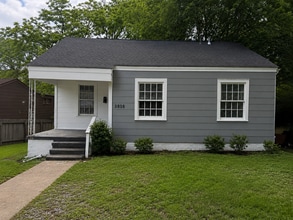Building Photo - 3808 Northview Dr