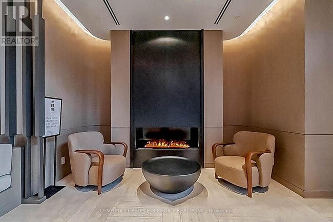 Photo du bâtiment - 4015 The Exchange