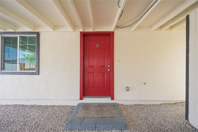 Building Photo - 623 N 10th St