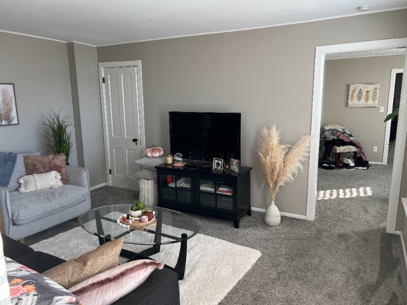 Primary Photo - 733 Fenelon Pl