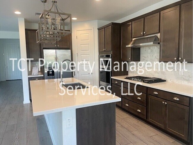 Foto del edificio - Beautiful Fully Updated Home in Spur Cross !