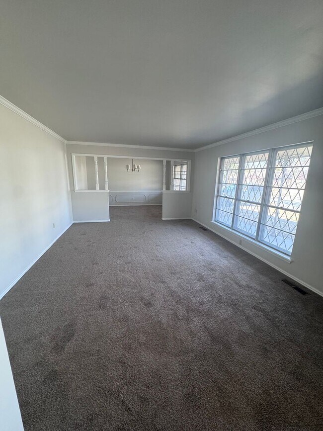 Foto del edificio - Midtown Tulsa 4 Bedroom Single Level Home!