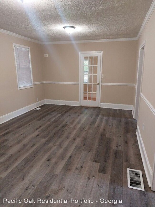 Foto del edificio - 3 br, 2 bath House - 5791 Redan Rd
