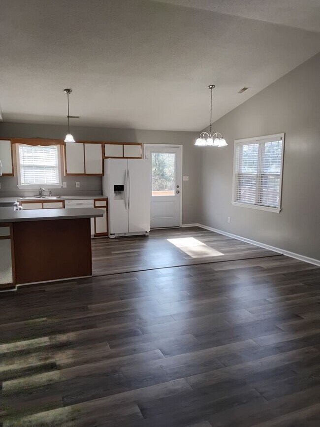 Foto del edificio - 422 Holly St