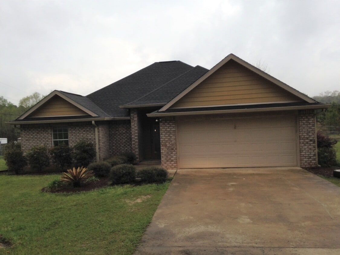 274 Holton Harris Rd, Anacoco, LA 71403 House Rental in Anacoco, LA