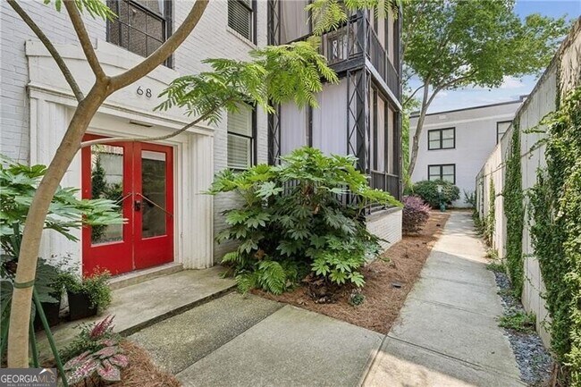 Building Photo - 68 Peachtree Memorial Dr NW