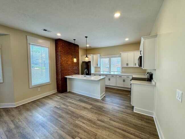 Foto del edificio - 206 Maple Ter