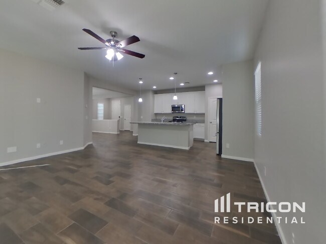 Foto del edificio - 26127 N 121st Ave