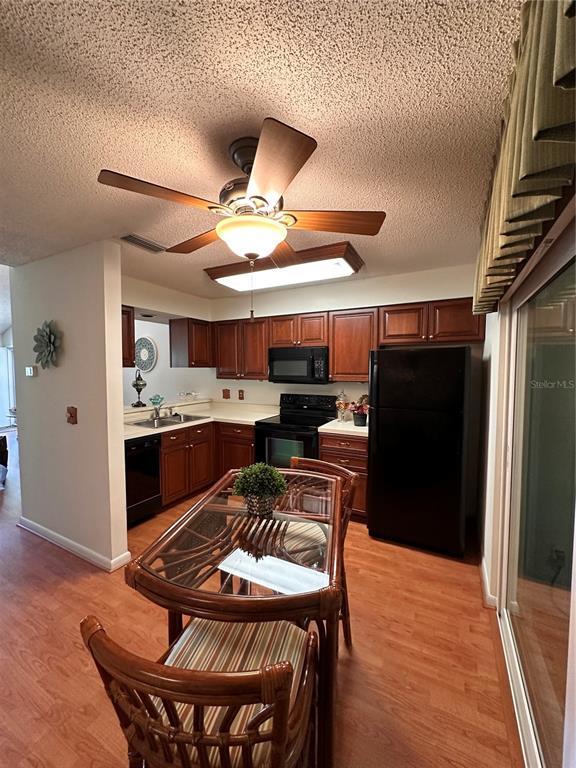 Building Photo - 6700 Spring Flower Dr