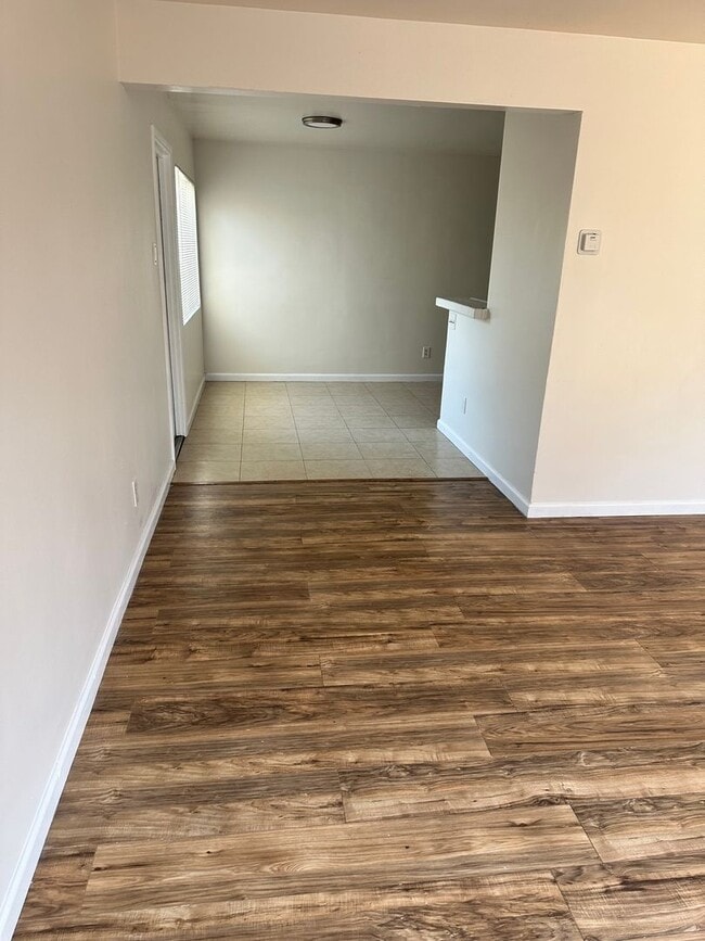 Building Photo - 544-546 8th Street