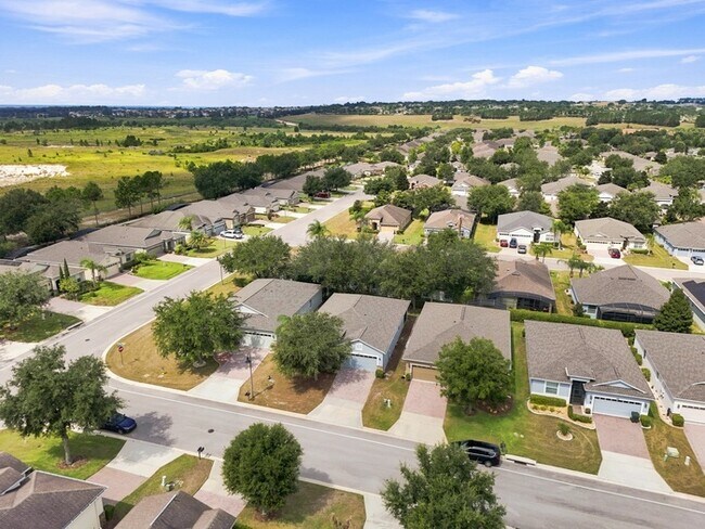 Foto del edificio - 3695 Corsica Ln