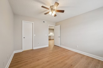 Interior Photo - Valley Square Apartments