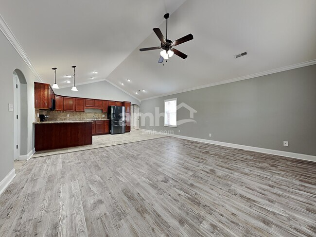 Building Photo - 8442 Mari Ben Lane