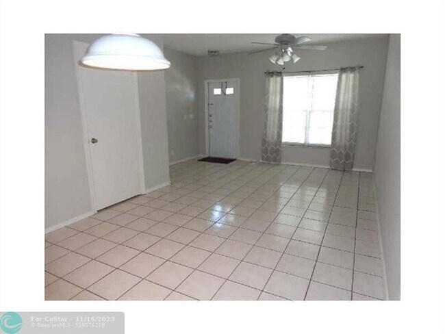 Building Photo - 51 Whitehead Cir