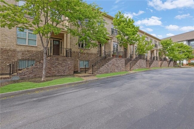 Foto del edificio - 745 Fountainhead Ln NE