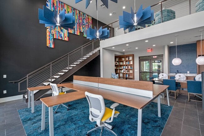 Building Photo - Cortland Westshore