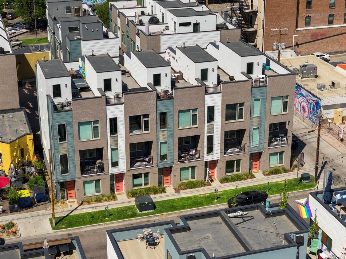 73 W 10th Avenue - 73 W 10th Ave