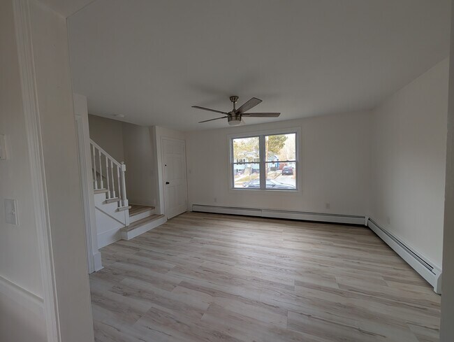 Foto del edificio - 246 Bonin St