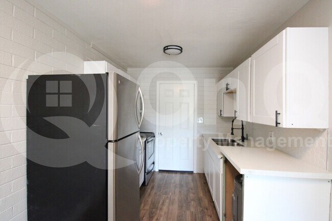 Foto del edificio - 6044 N 21st Ave