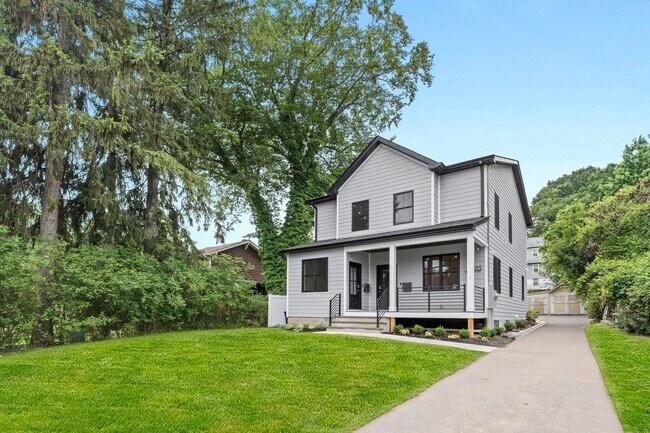 Foto del edificio - 165 Jefferson Ave