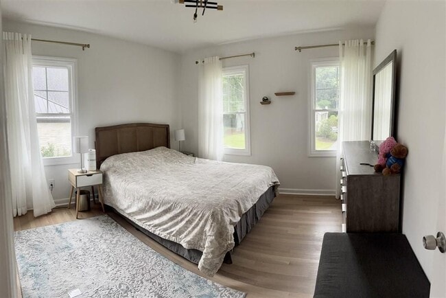 Foto del edificio - 3561 Duberry Ct NE