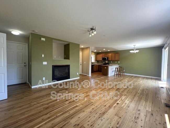 Building Photo - 14386 Woodrock Path