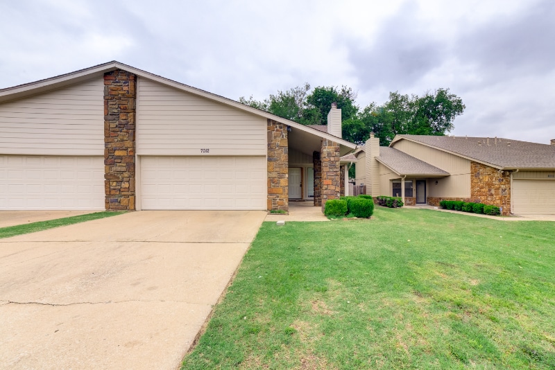 Foto principal - 7012 S 78th E Ave